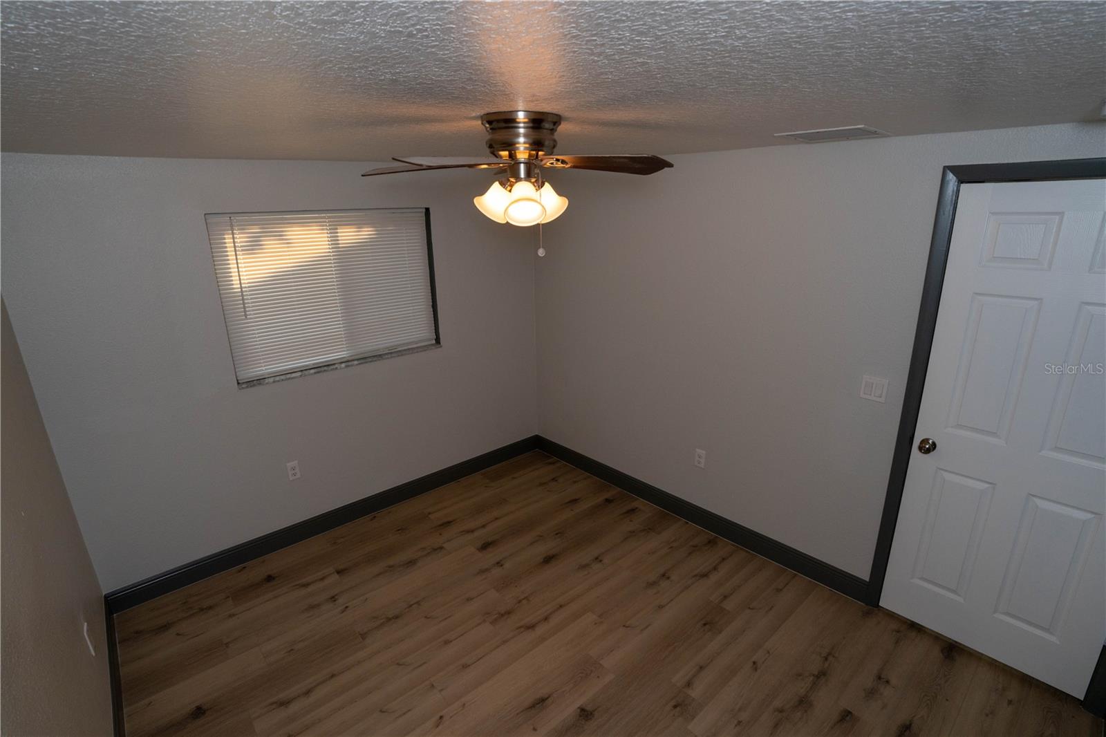 2908 Edenwood St Property Photo 22