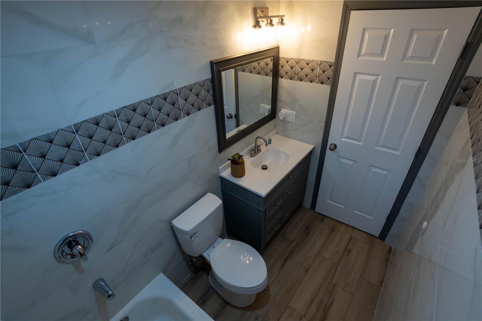2908 Edenwood St Property Photo 26