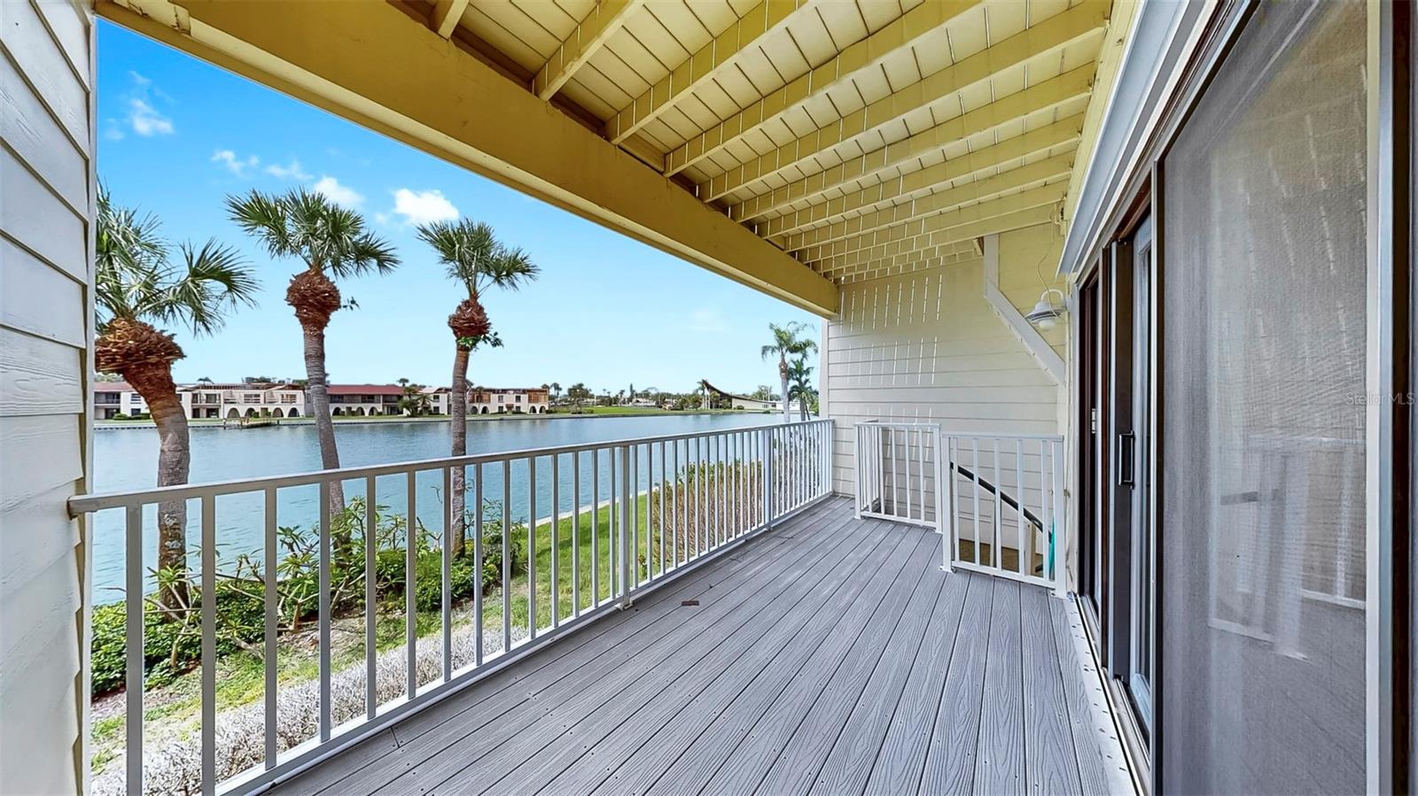 459 Haven Point Dr Property Photo 13