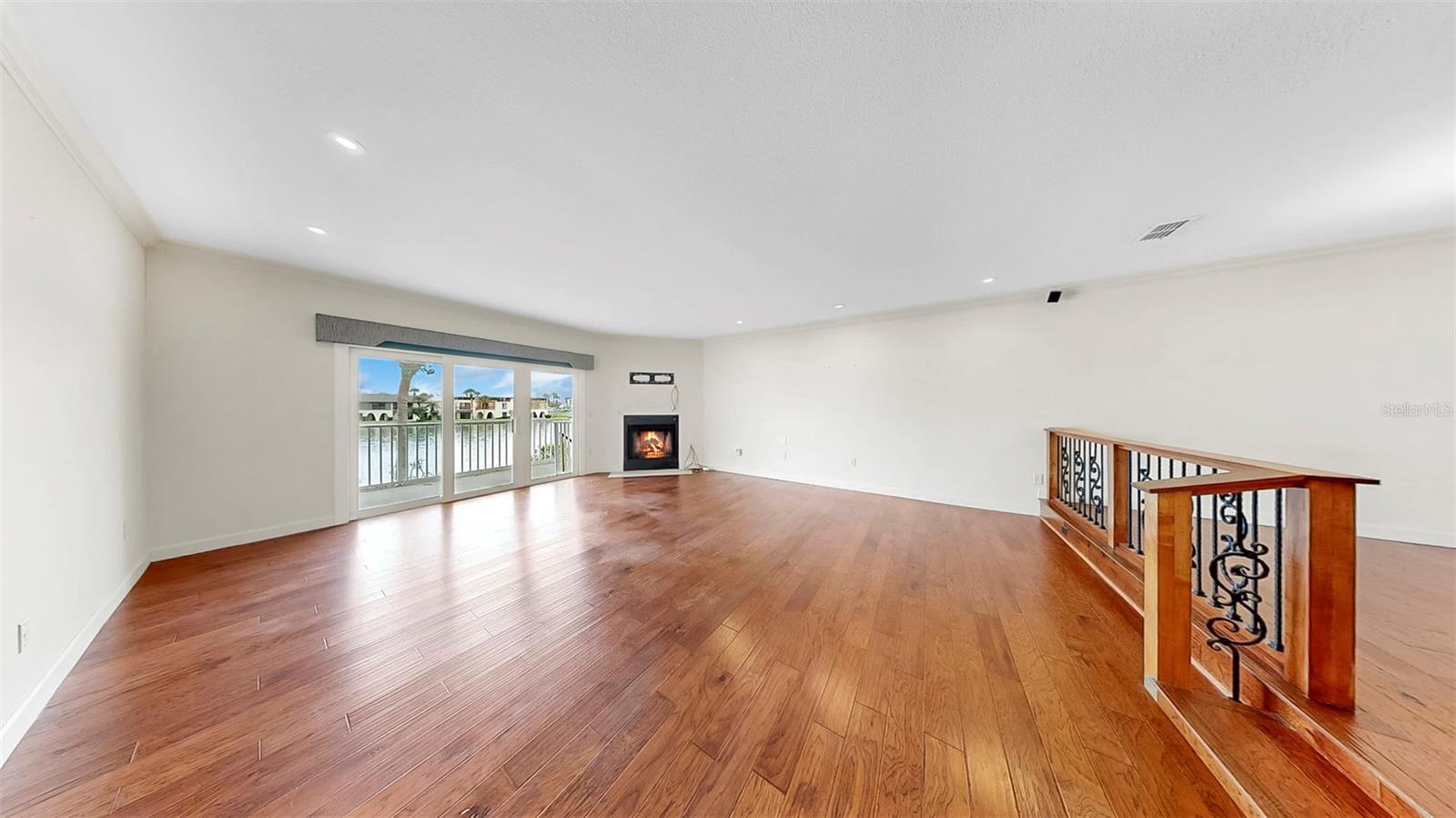 459 Haven Point Dr Property Photo 16