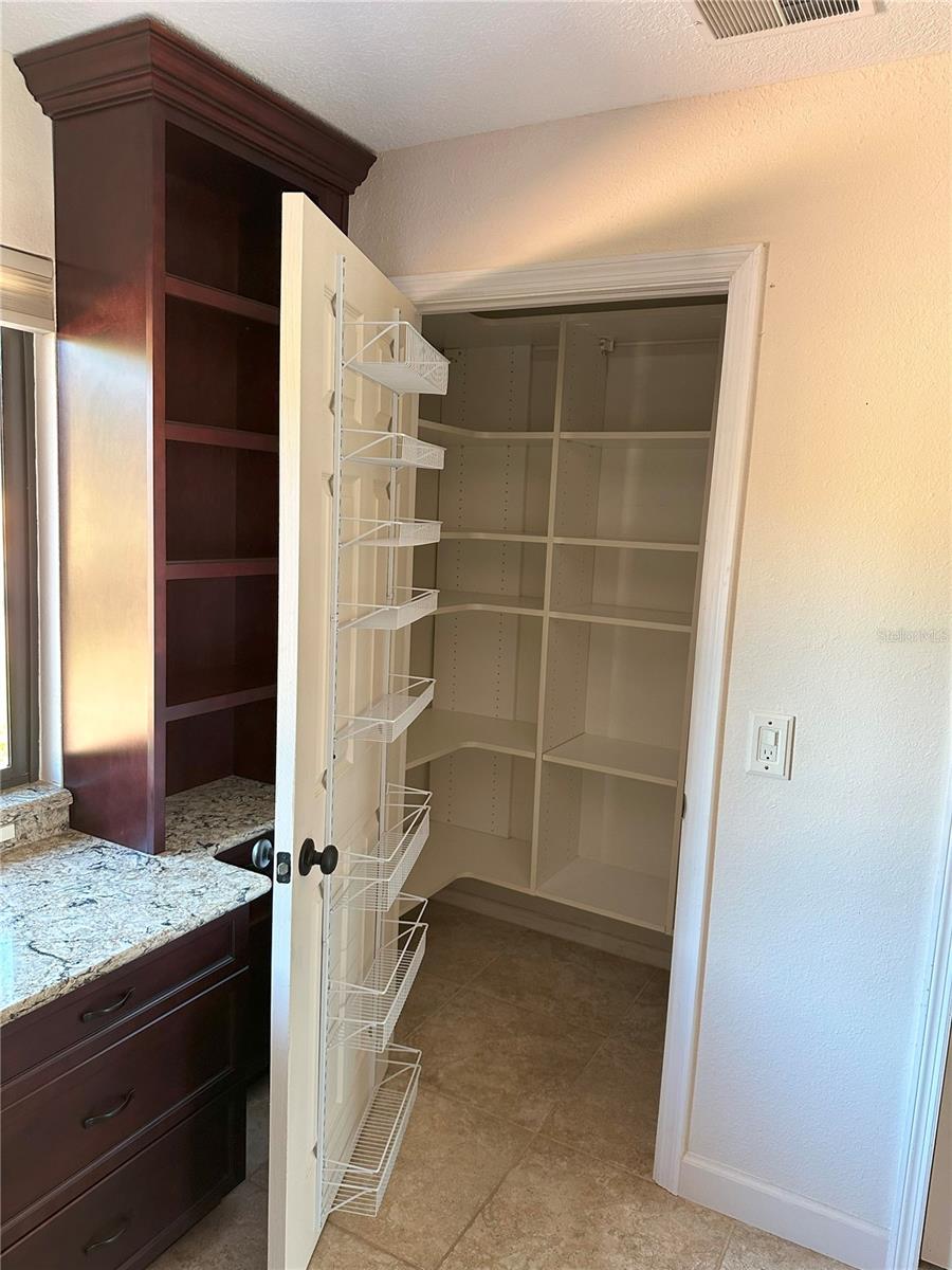 459 Haven Point Dr Property Photo 40
