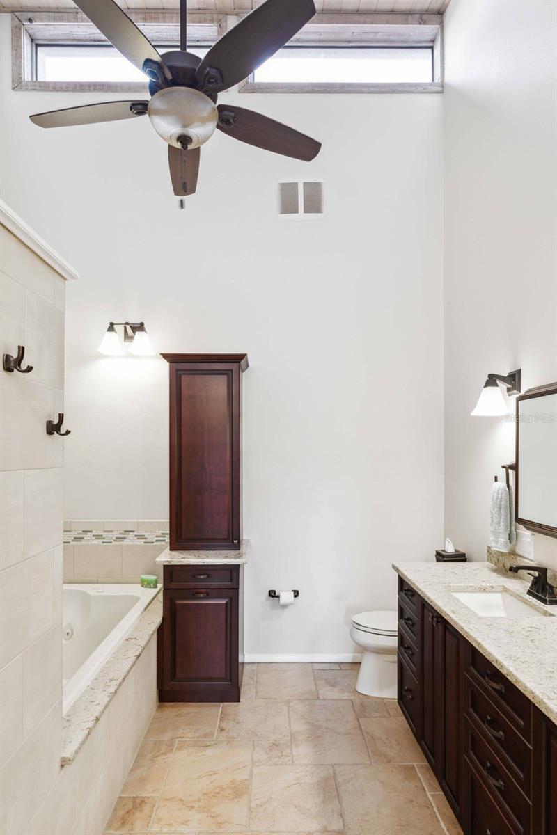 459 Haven Point Dr Property Photo 52