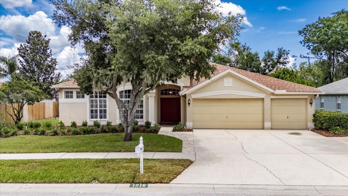 1216 Fox Chapel Dr Property Photo 1
