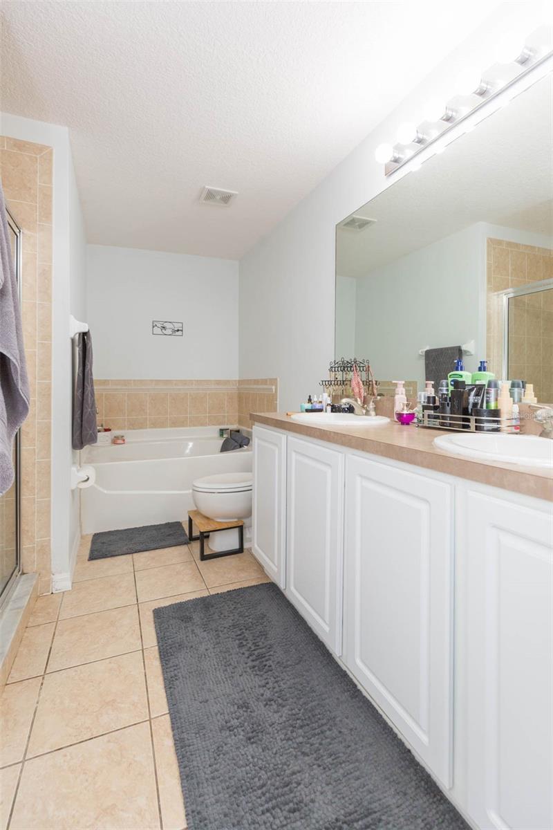 18136 Nassau Point Dr Property Photo 16