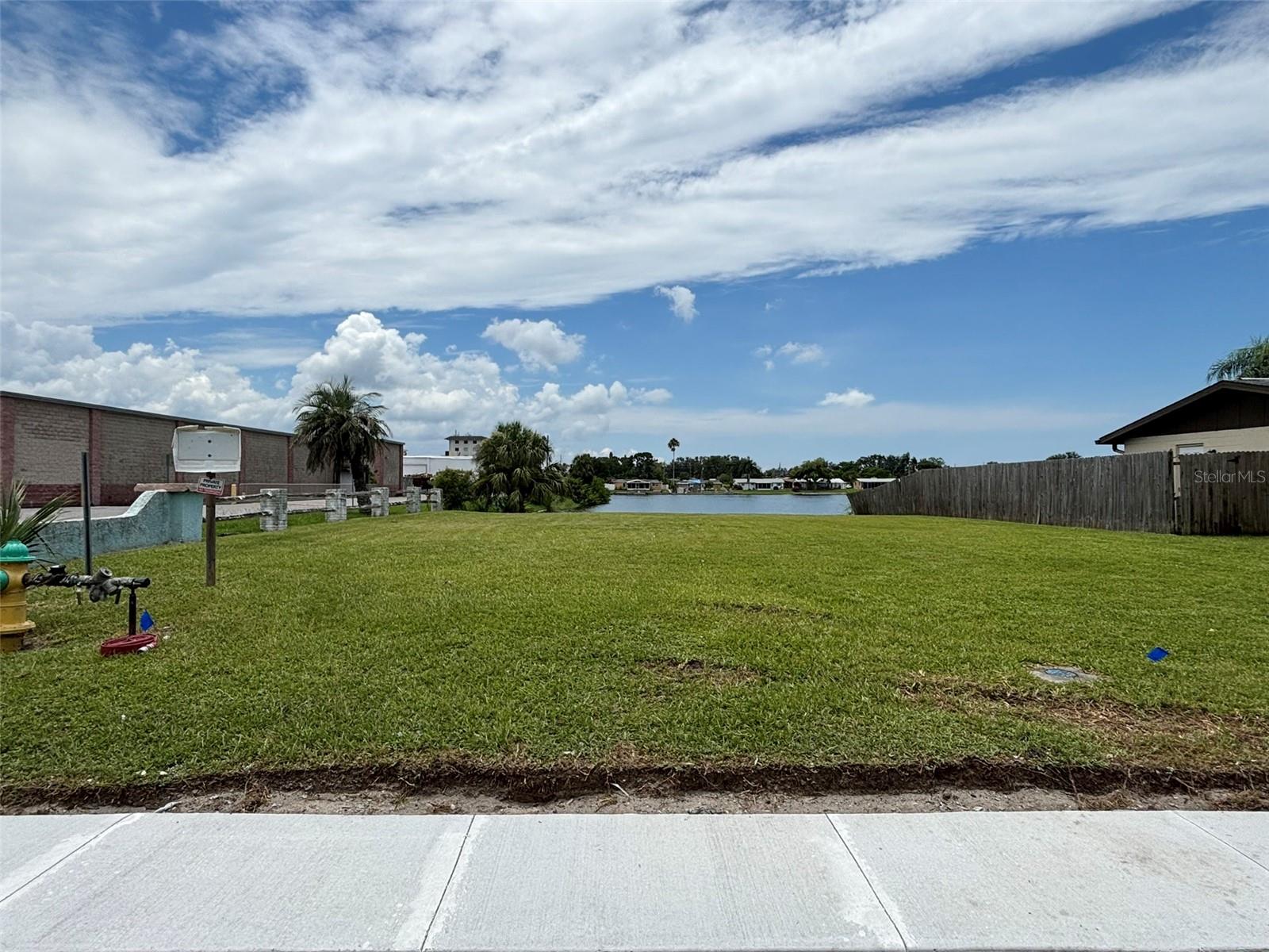 4368 Sunray Dr Property Photo 1