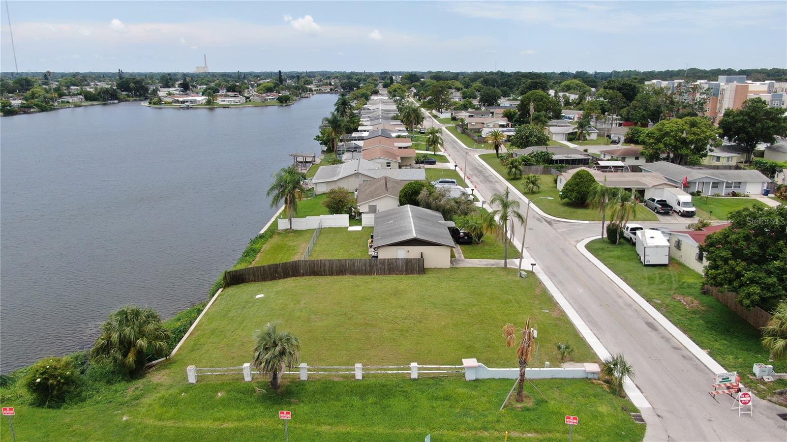 4368 Sunray Dr Property Photo 8