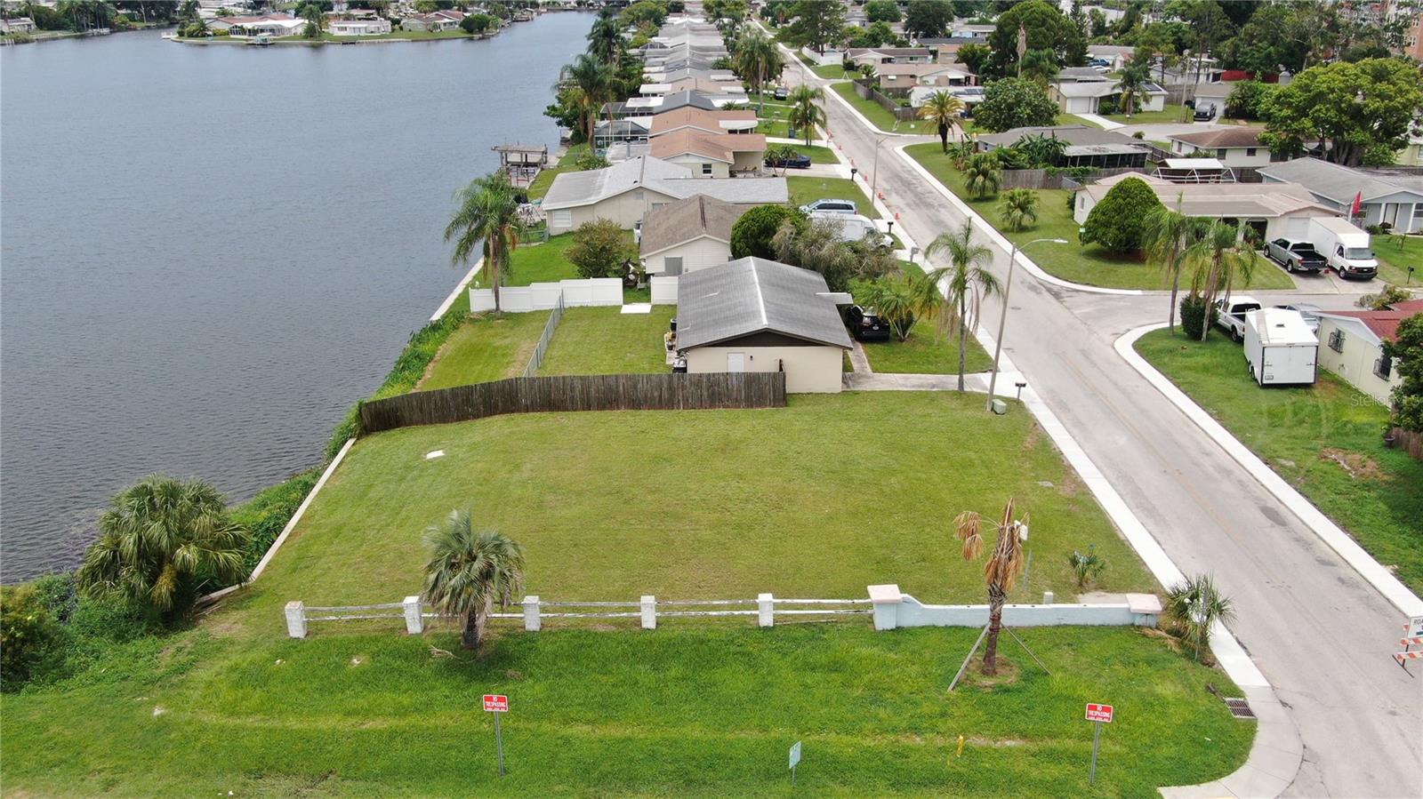 4368 Sunray Dr Property Photo 9