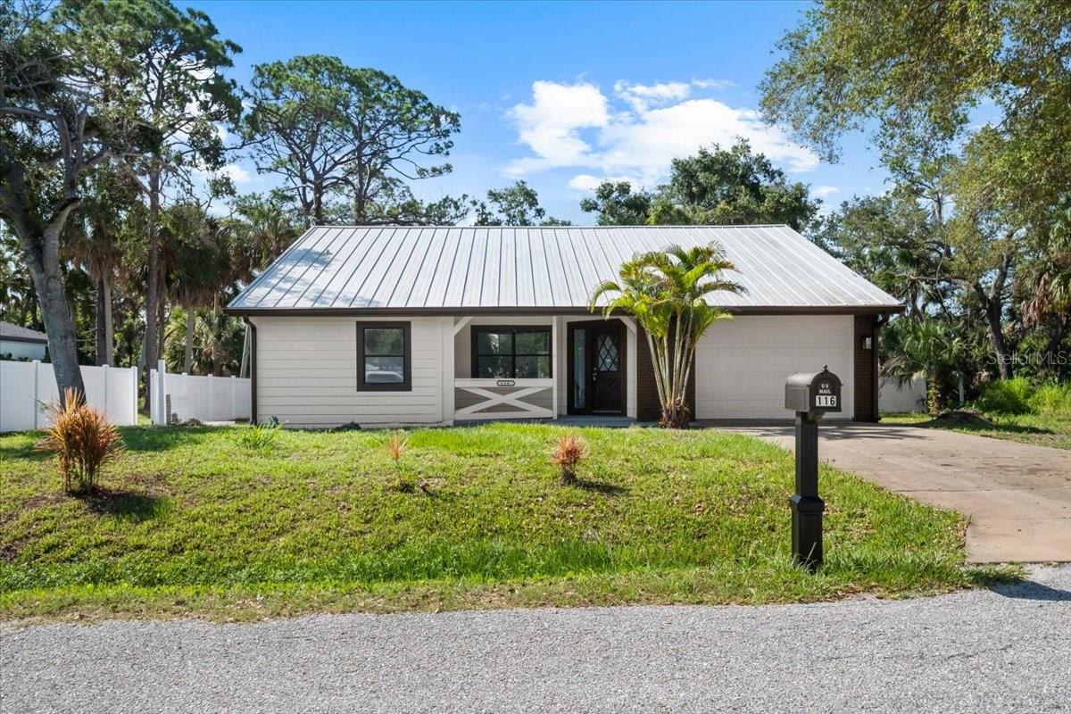 116 Hermes Rd Property Photo 3