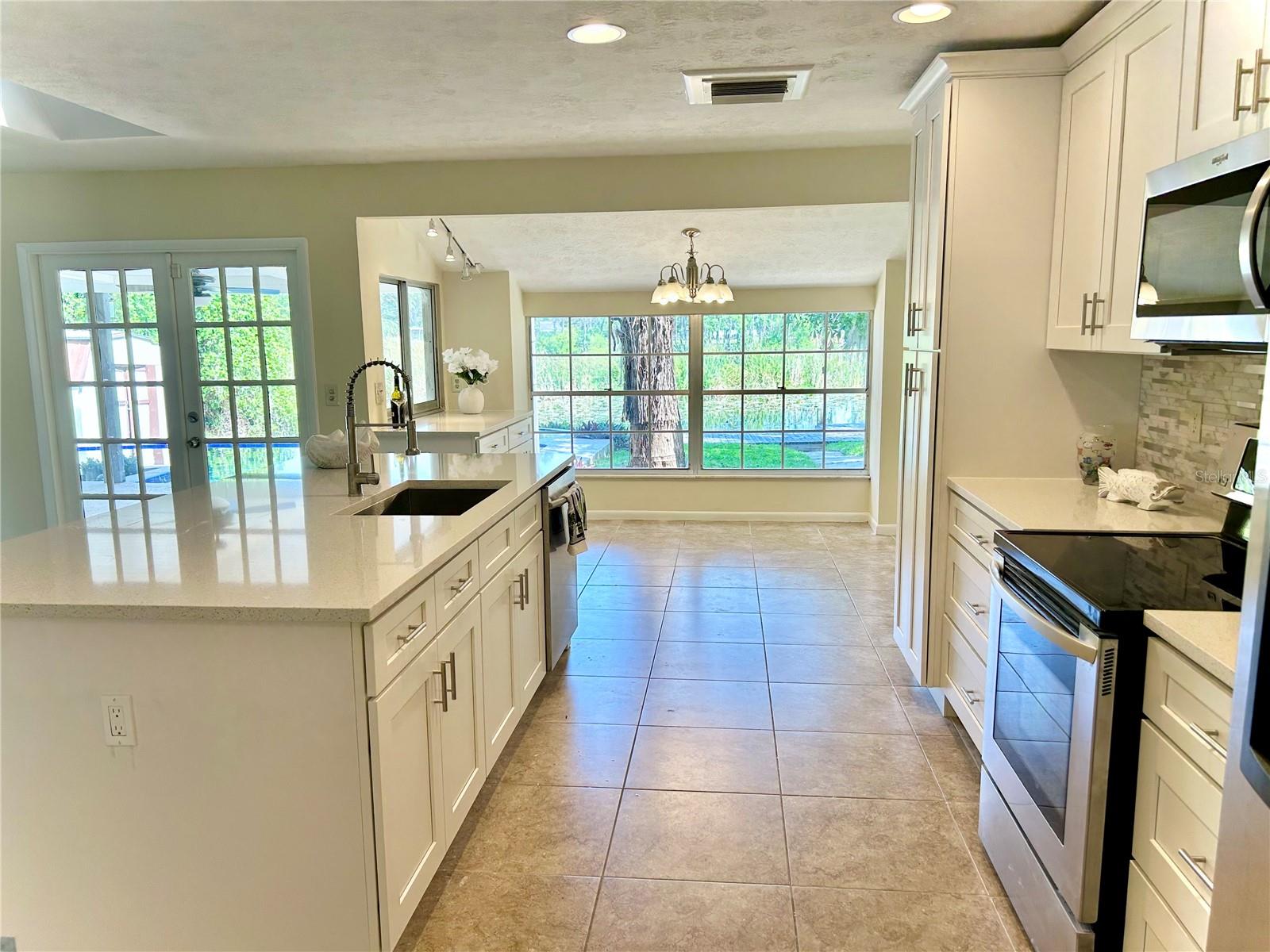 17017 Paula Ln Property Photo 17