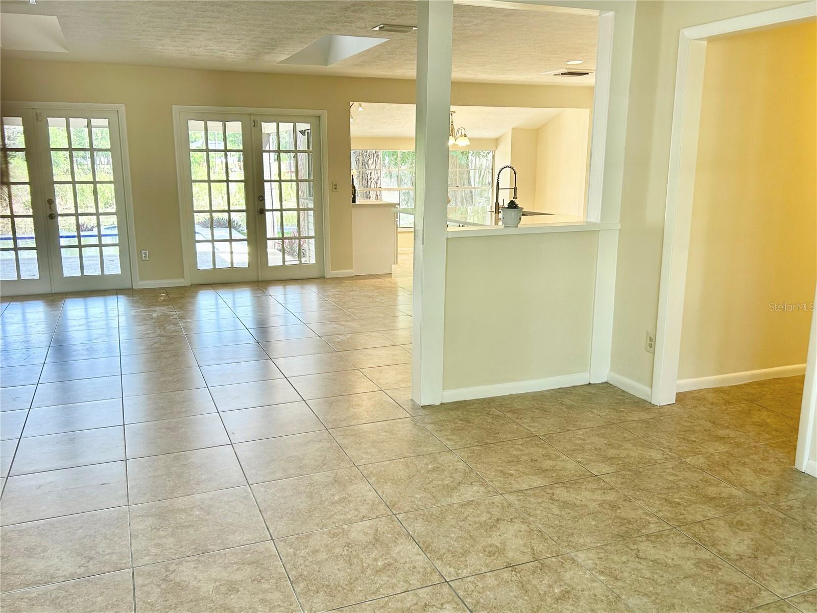 17017 Paula Ln Property Photo 23