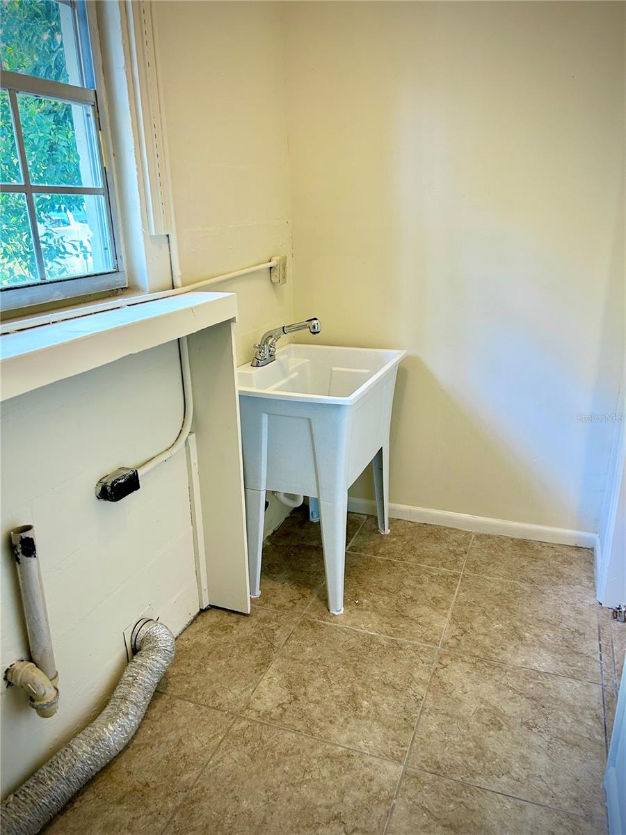 17017 Paula Ln Property Photo 56