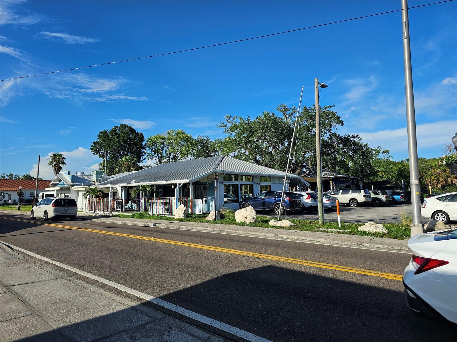 606 N Pinellas Ave Property Photo 8