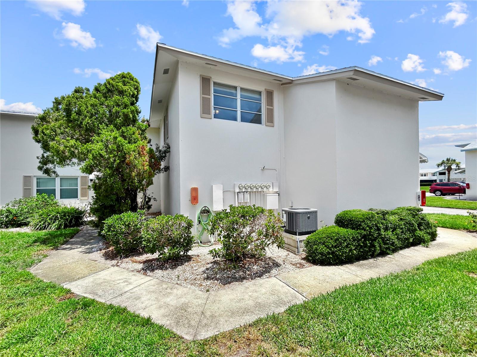 3265 40th Way S #e Property Photo 4