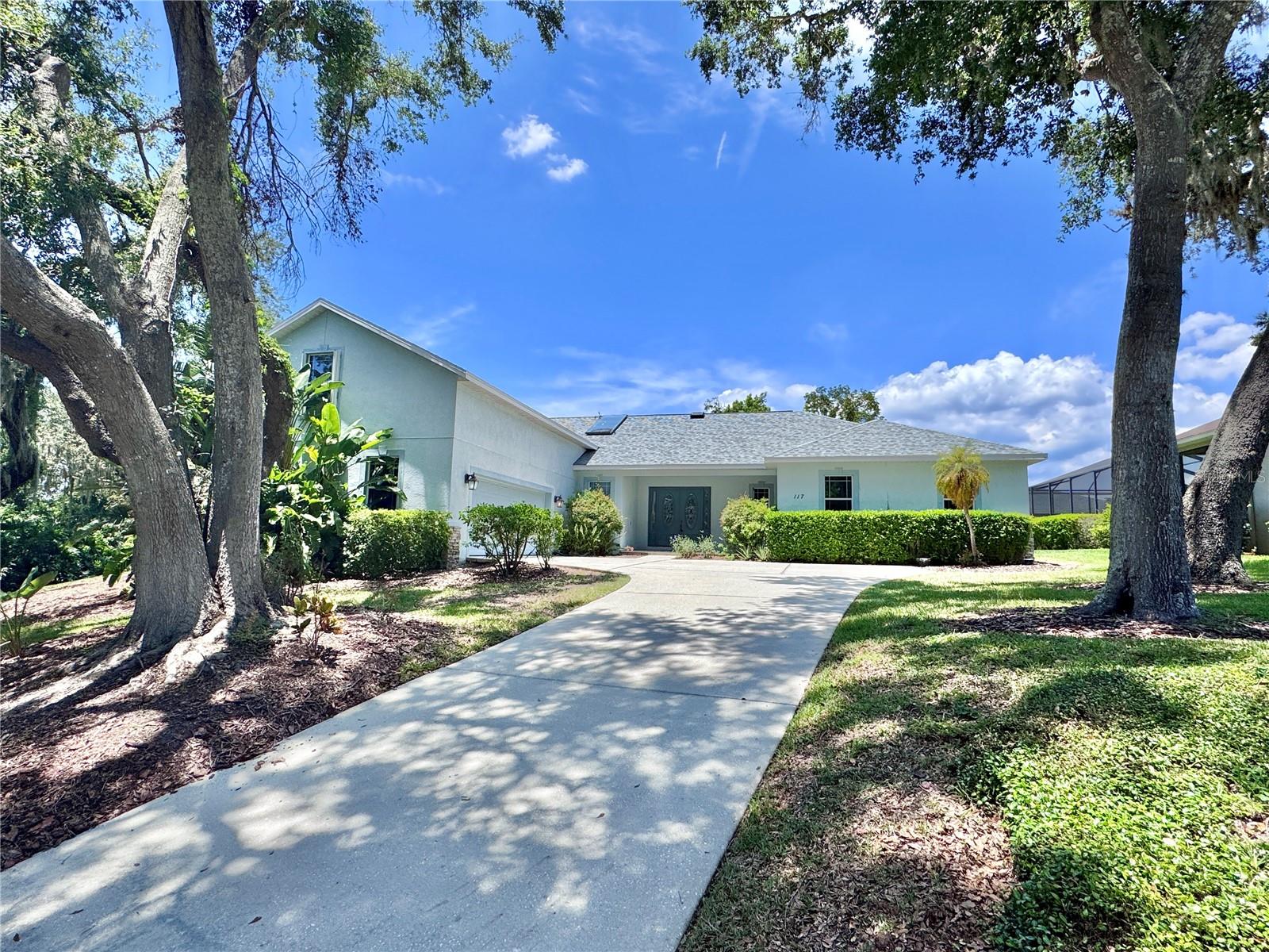 117 CAMELOT RIDGE DR Property Photo 1