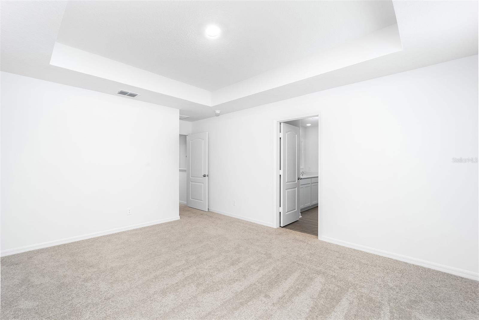 3712 Bergamot St Property Photo 11