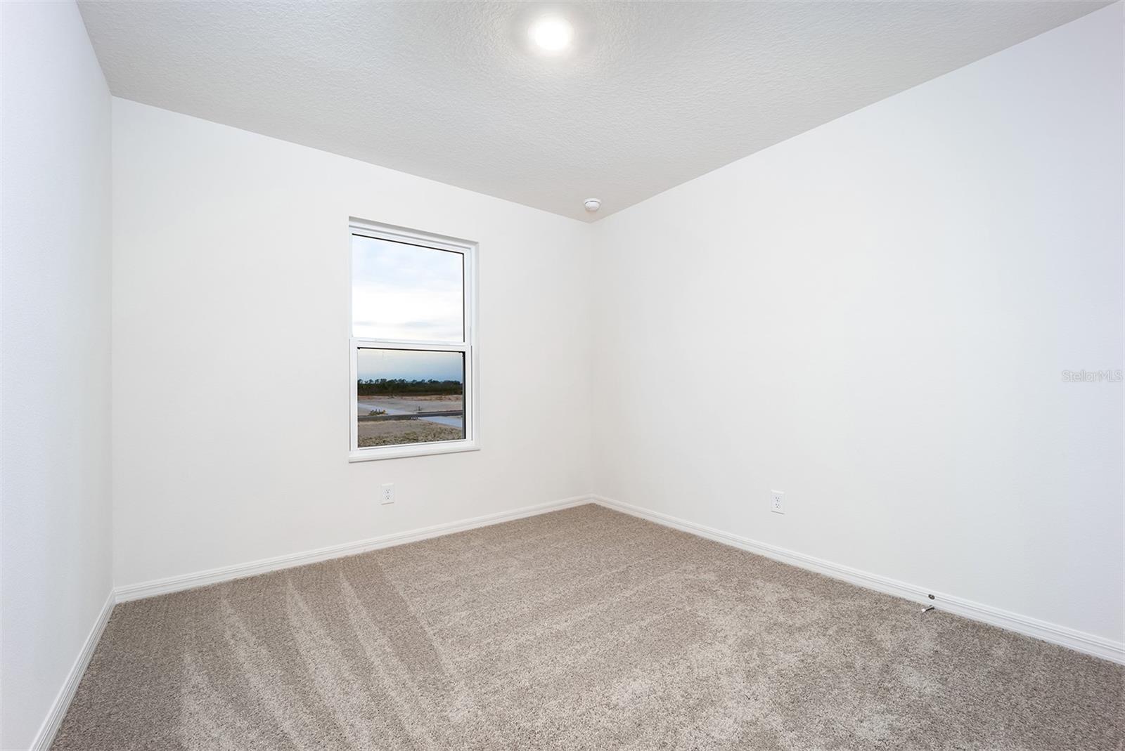 3712 Bergamot St Property Photo 14