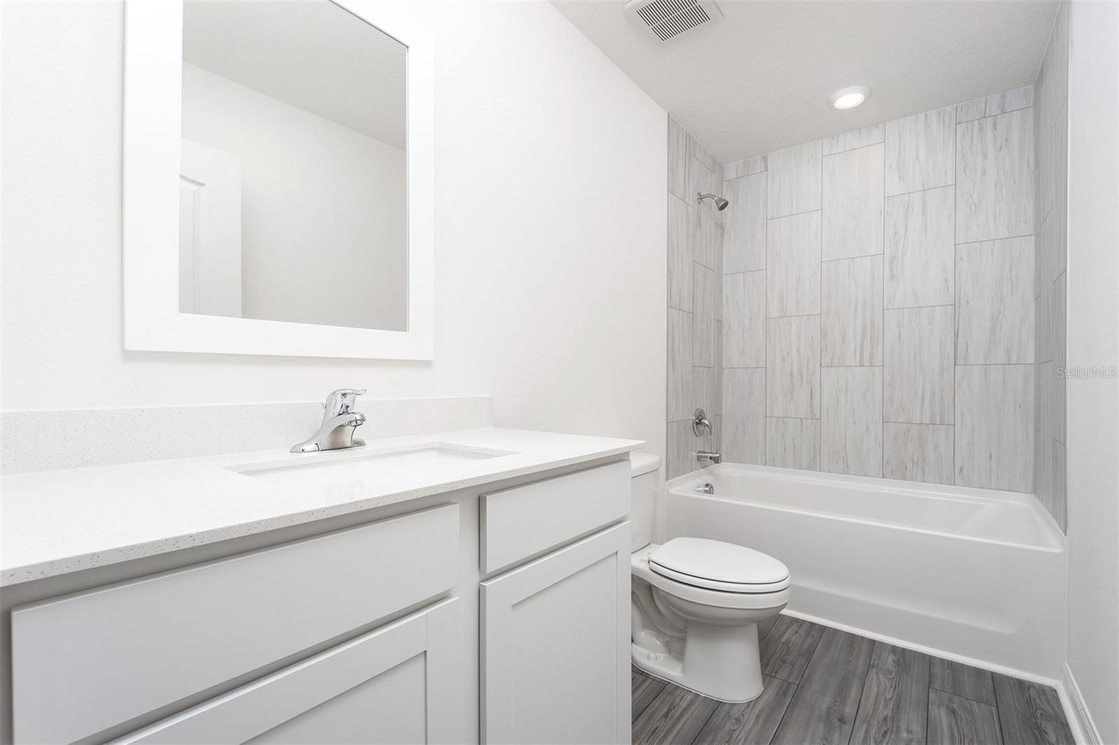 3712 Bergamot St Property Photo 17