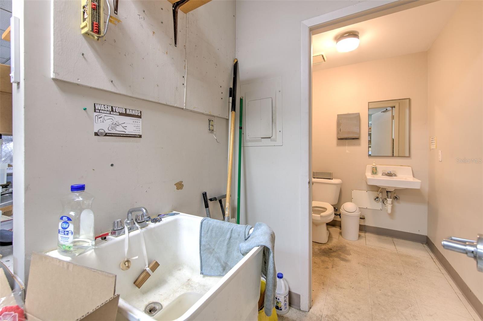 5537 Sheldon Rd #v Property Photo 26