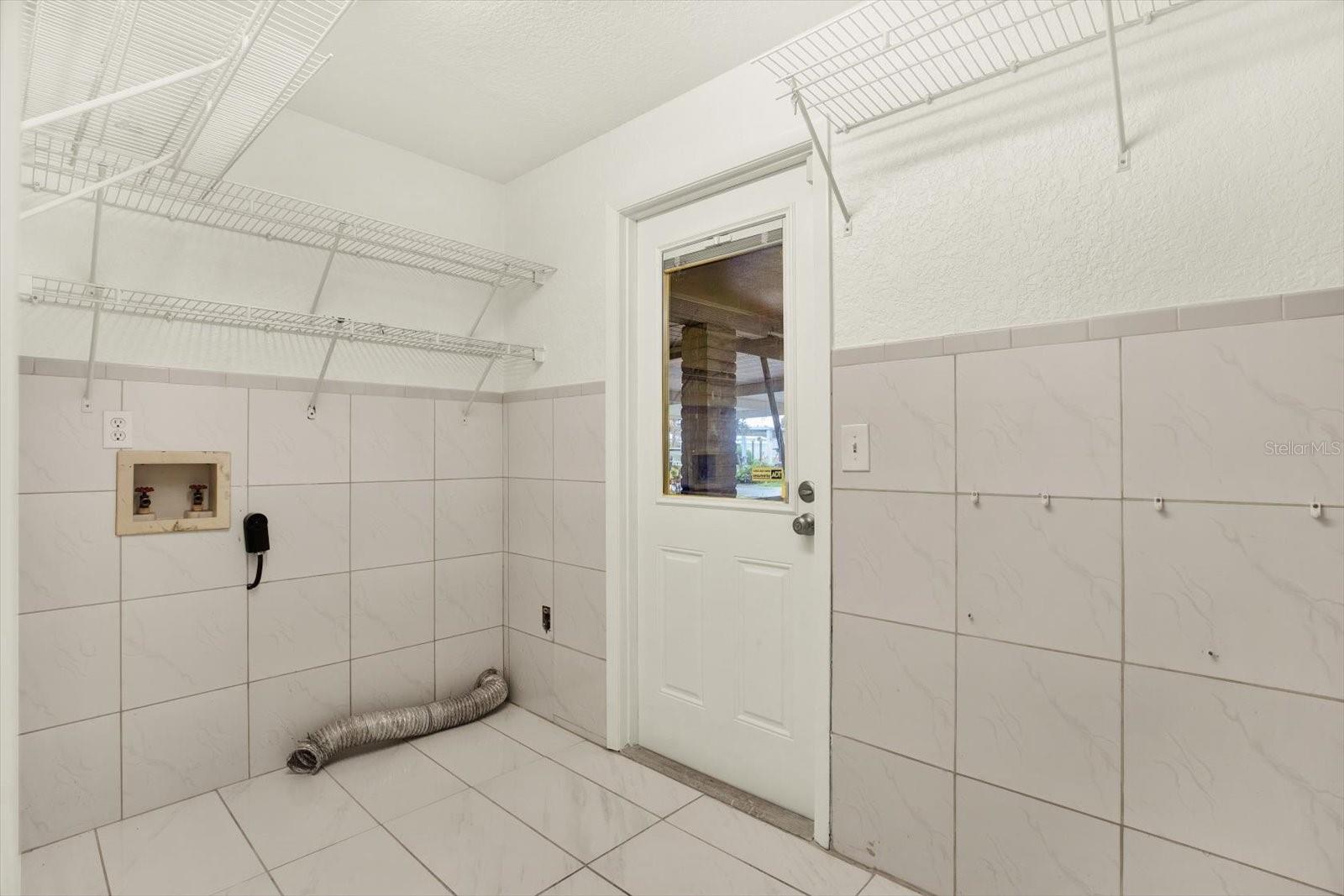 102 W North Branch Rd Property Photo 30