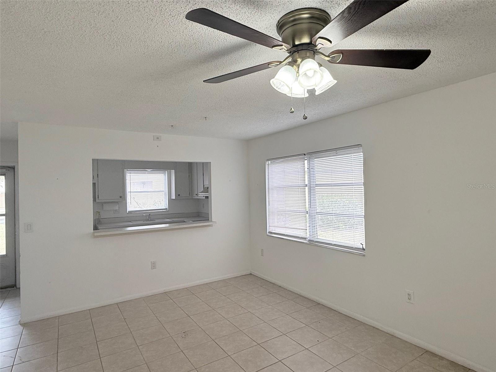 390 301 Blvd W #8d Property Photo 6