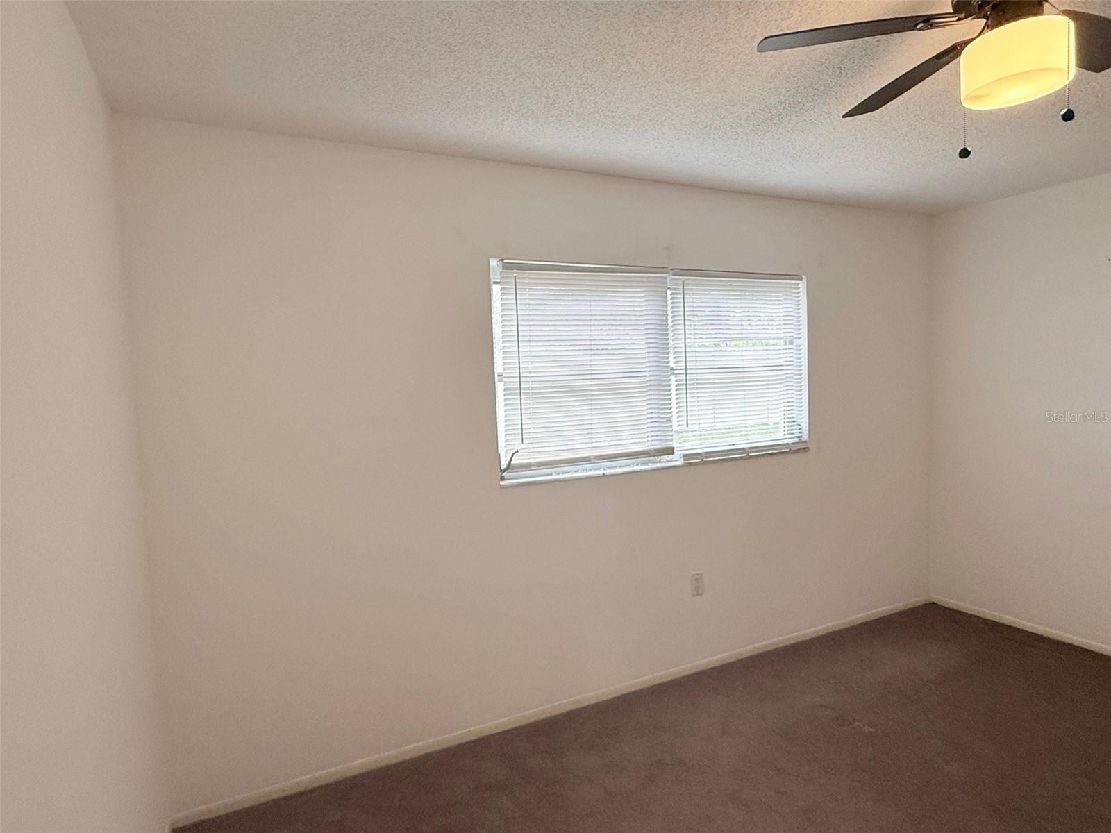 390 301 Blvd W #8d Property Photo 15