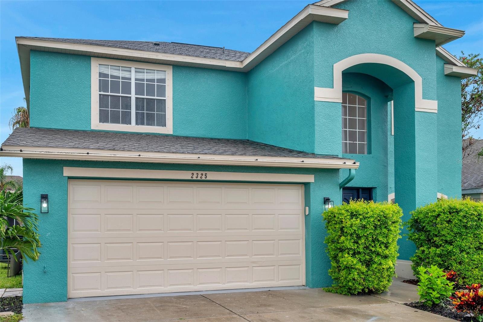2325 Indian Key Dr Property Photo 3
