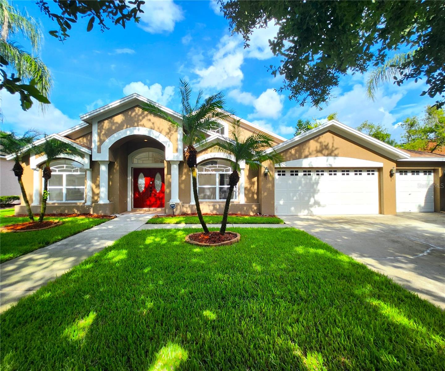 15008 Arbor Hollow Dr Property Photo 1