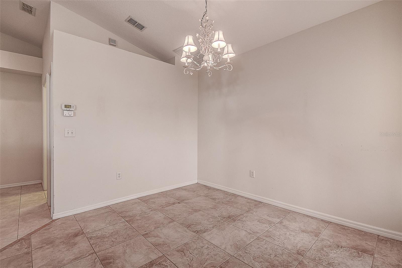 29417 Caddyshack Ln Property Photo 7