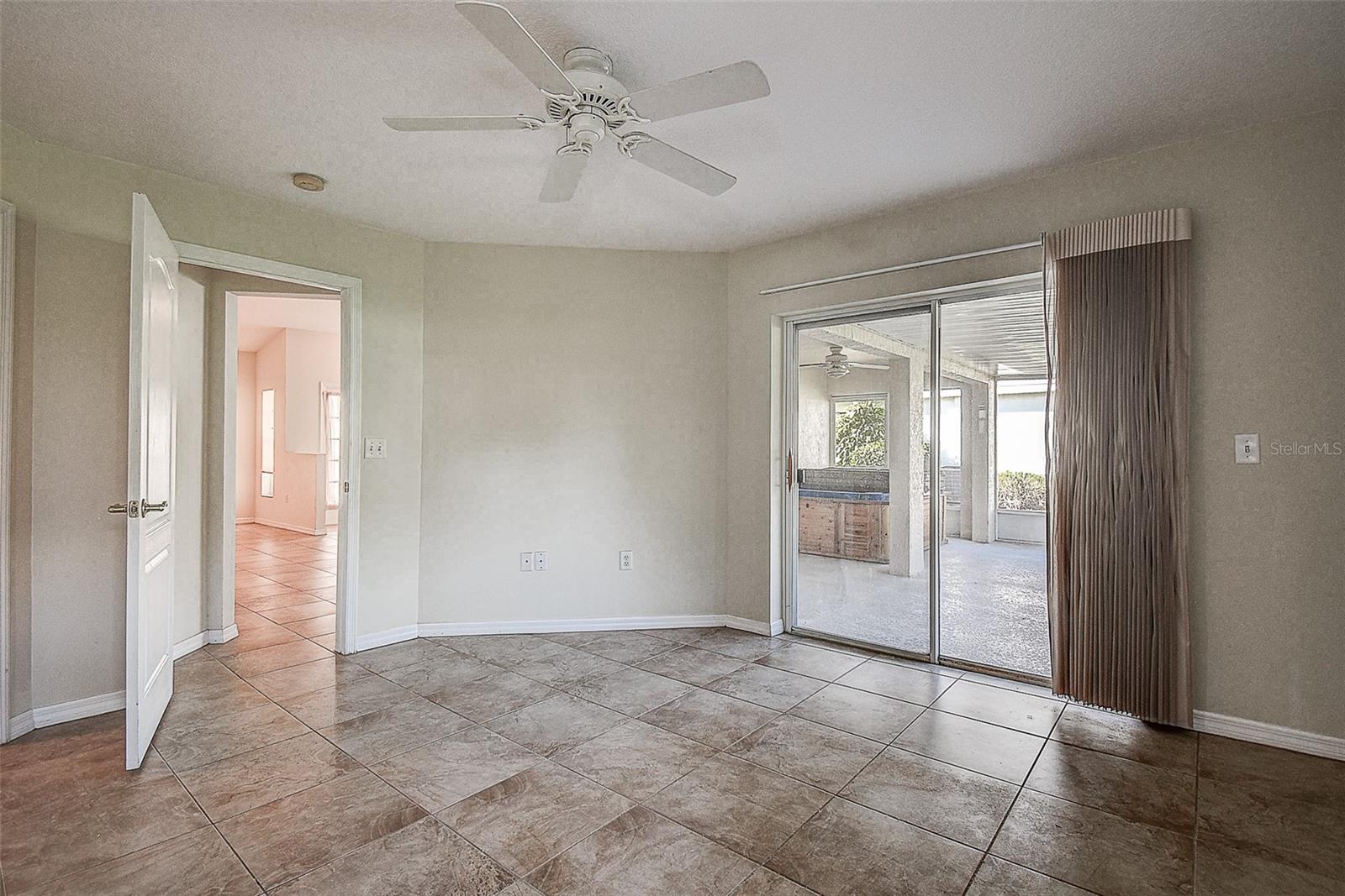 29417 Caddyshack Ln Property Photo 12