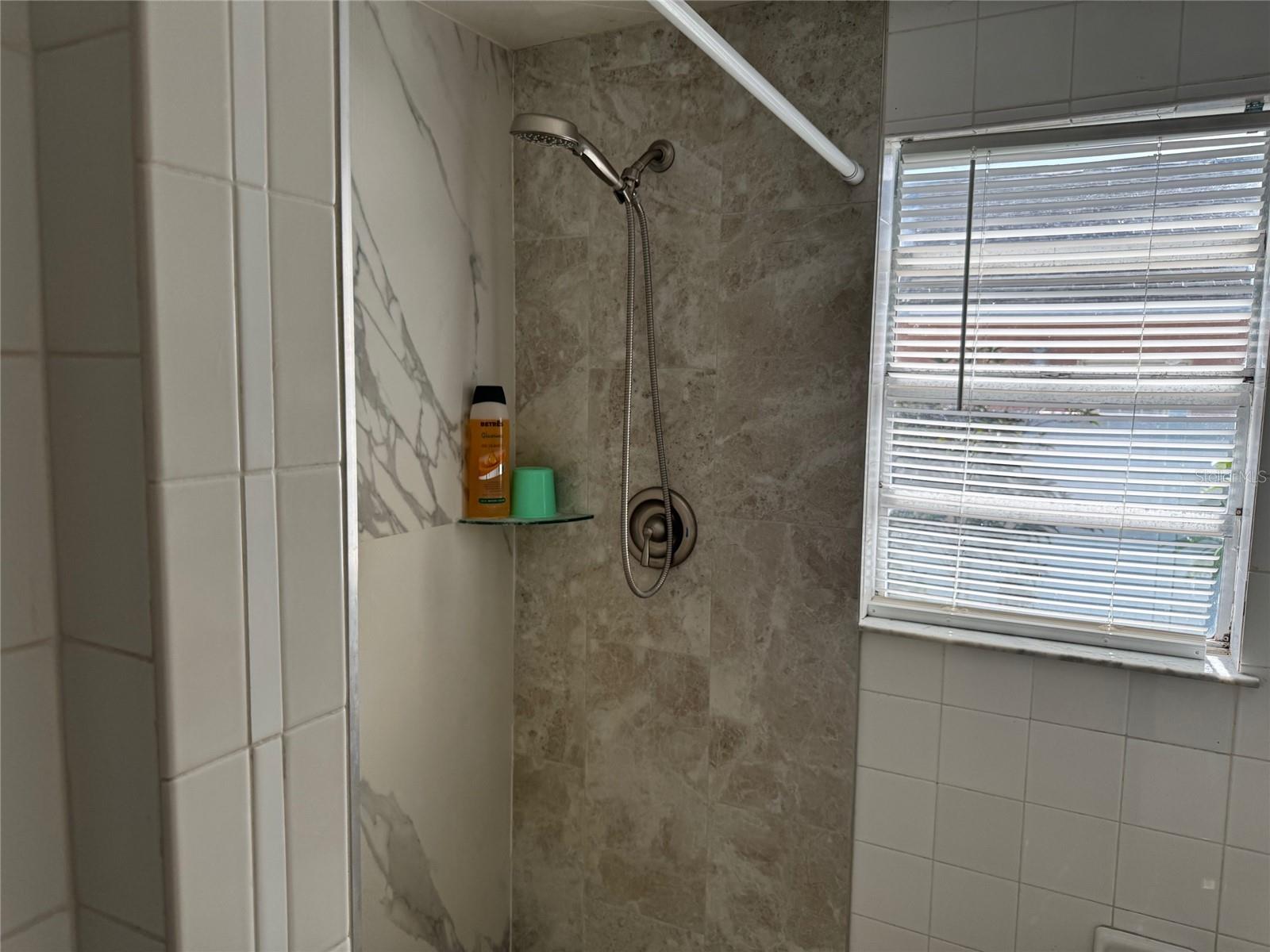 3322 W Saint Joseph St Property Photo 11