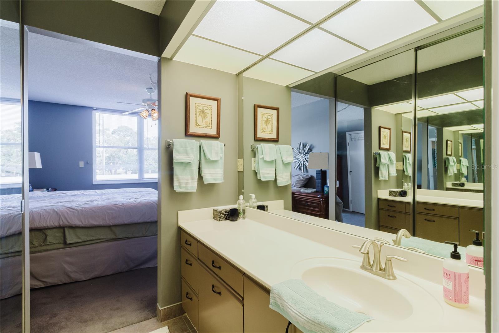 632 Edgewater Dr #238 Property Photo 15