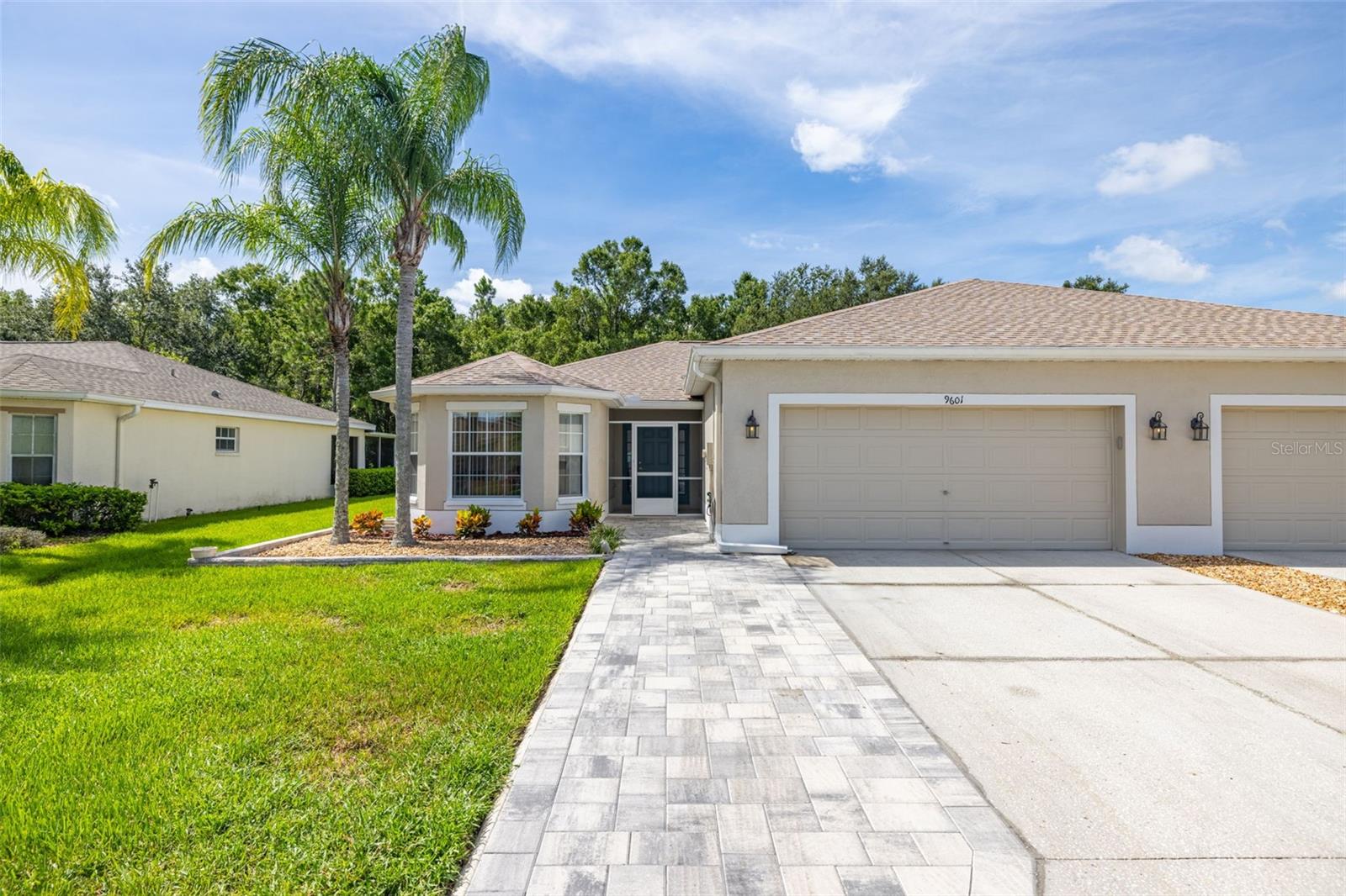 9601 Rolling Cir Property Photo 1