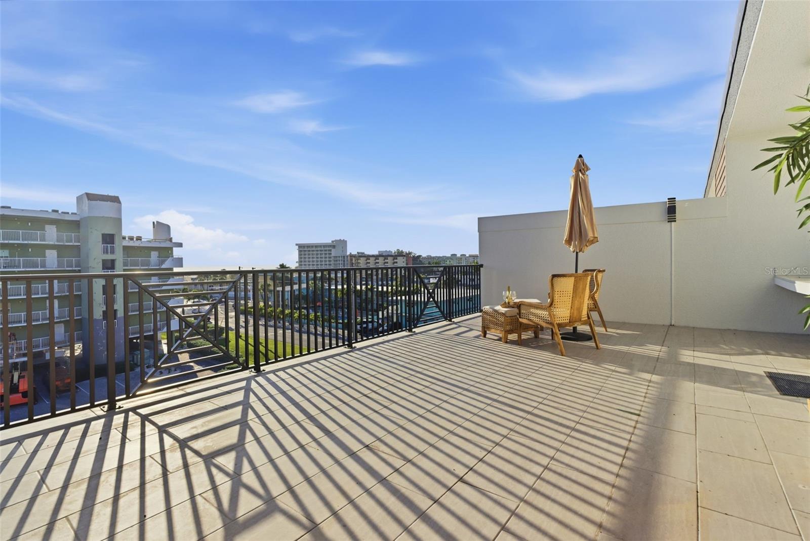 11605 1st St E #a2 Property Photo 6