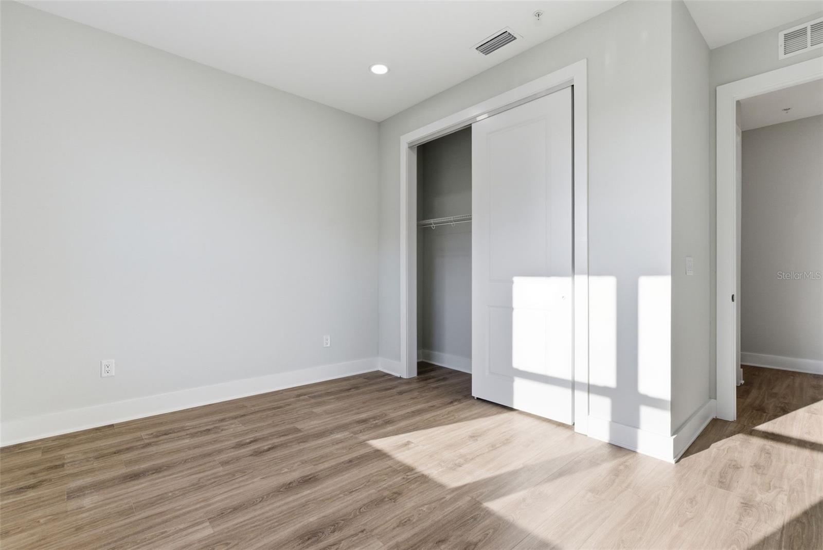11605 1st St E #a2 Property Photo 30
