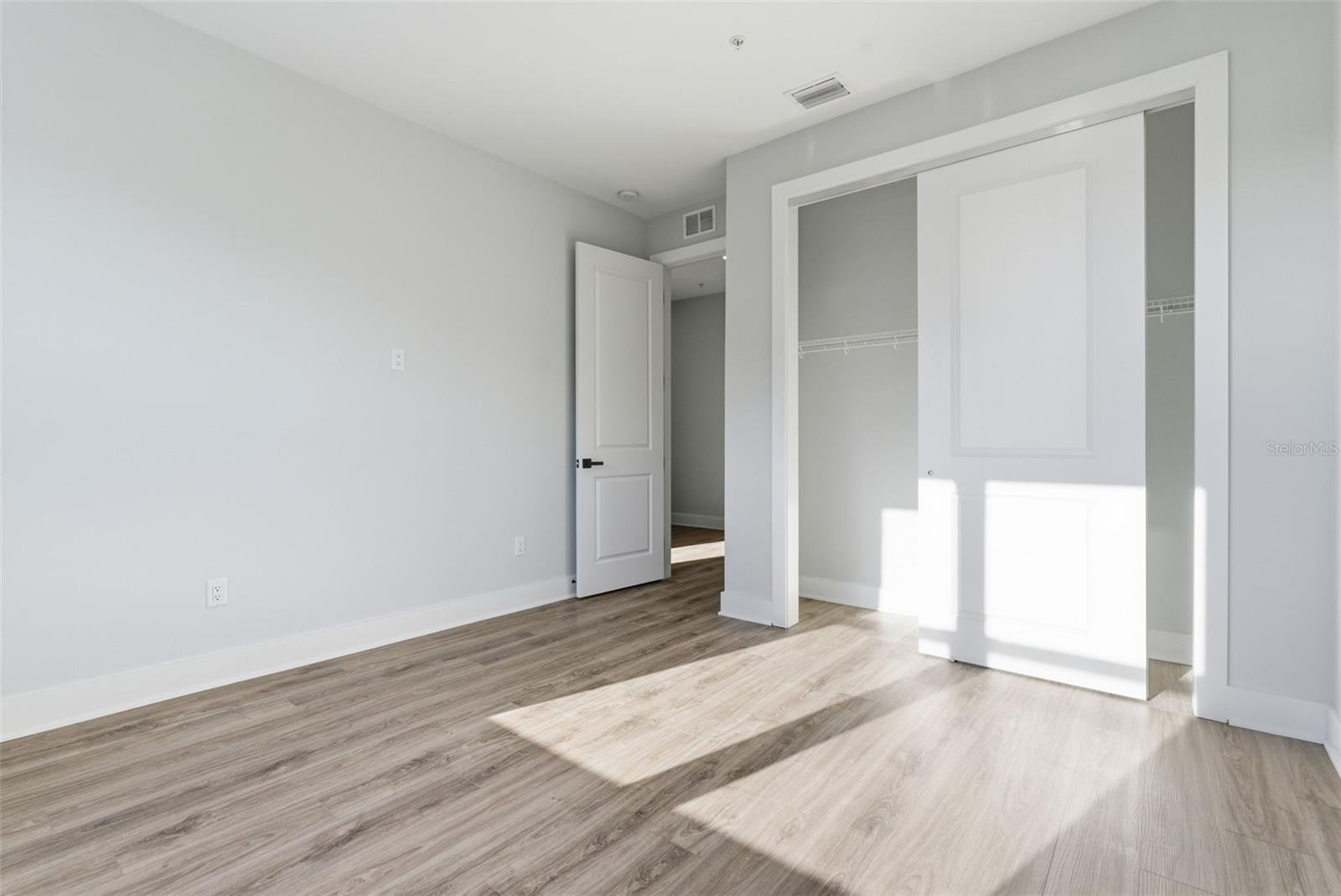 11605 1st St E #a2 Property Photo 32