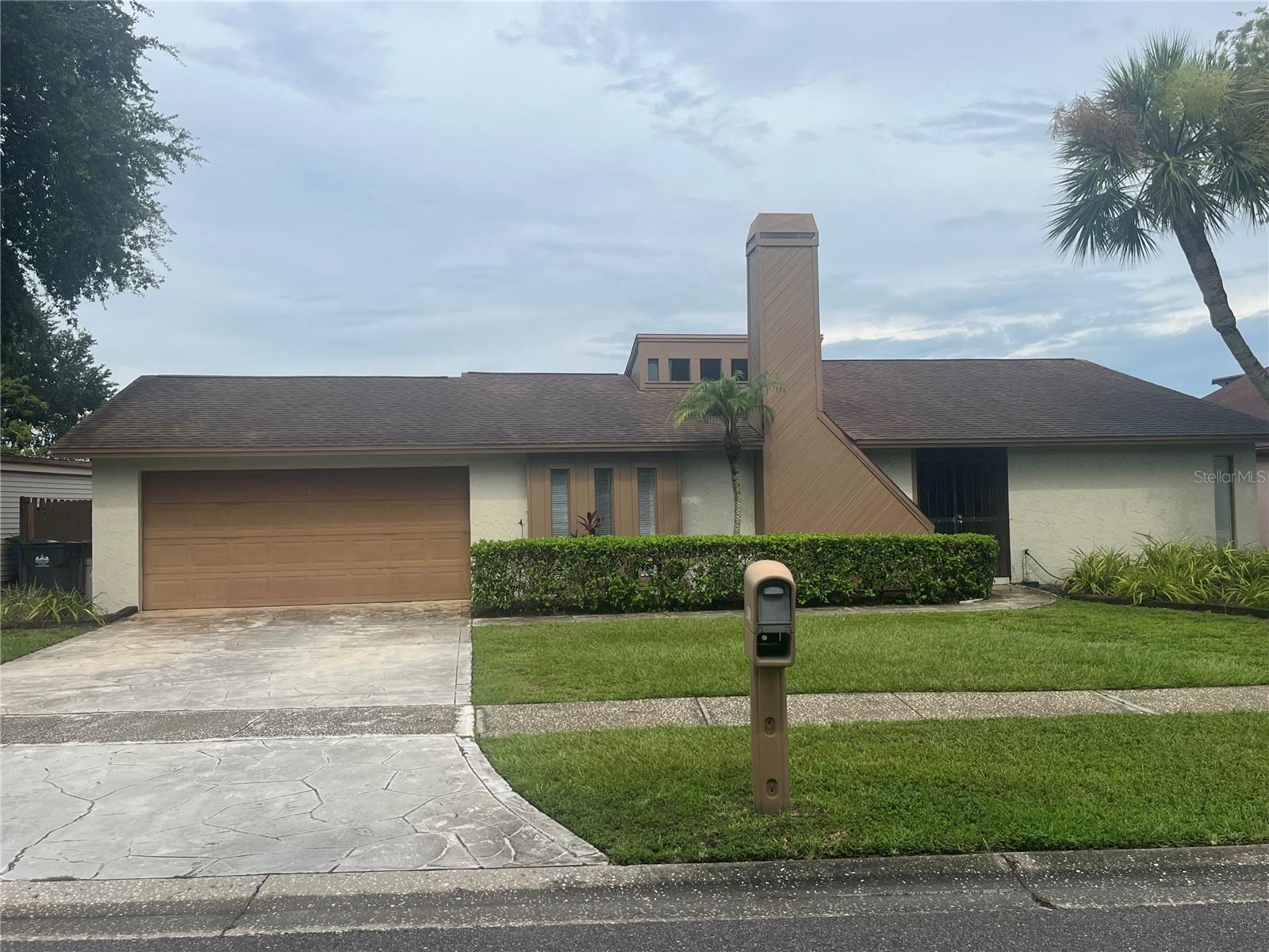 8301 Lago Vista Dr Property Photo 1