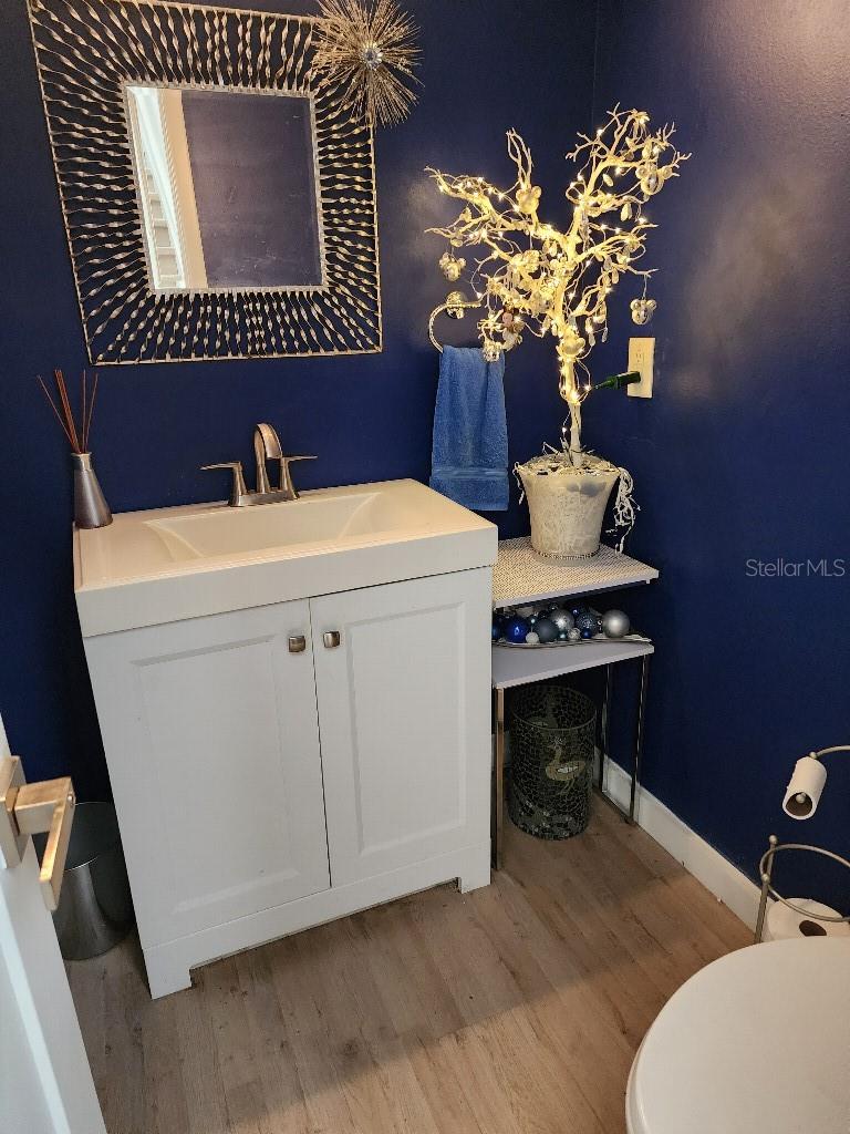 610 Chestnut Oak Cir #110 Property Photo 8