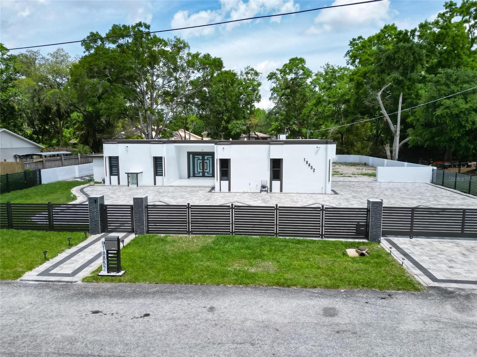18852 Tracer Dr Property Photo 1