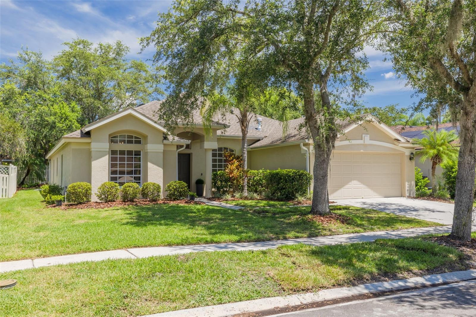 9418 Azalea Ridge Cir Property Photo 1