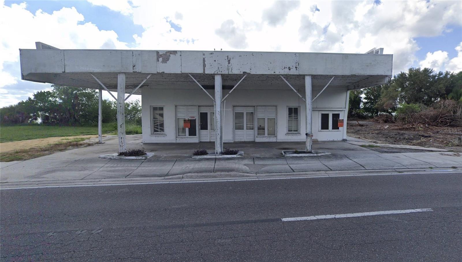 1300 S Lake Shore Way Property Photo 1