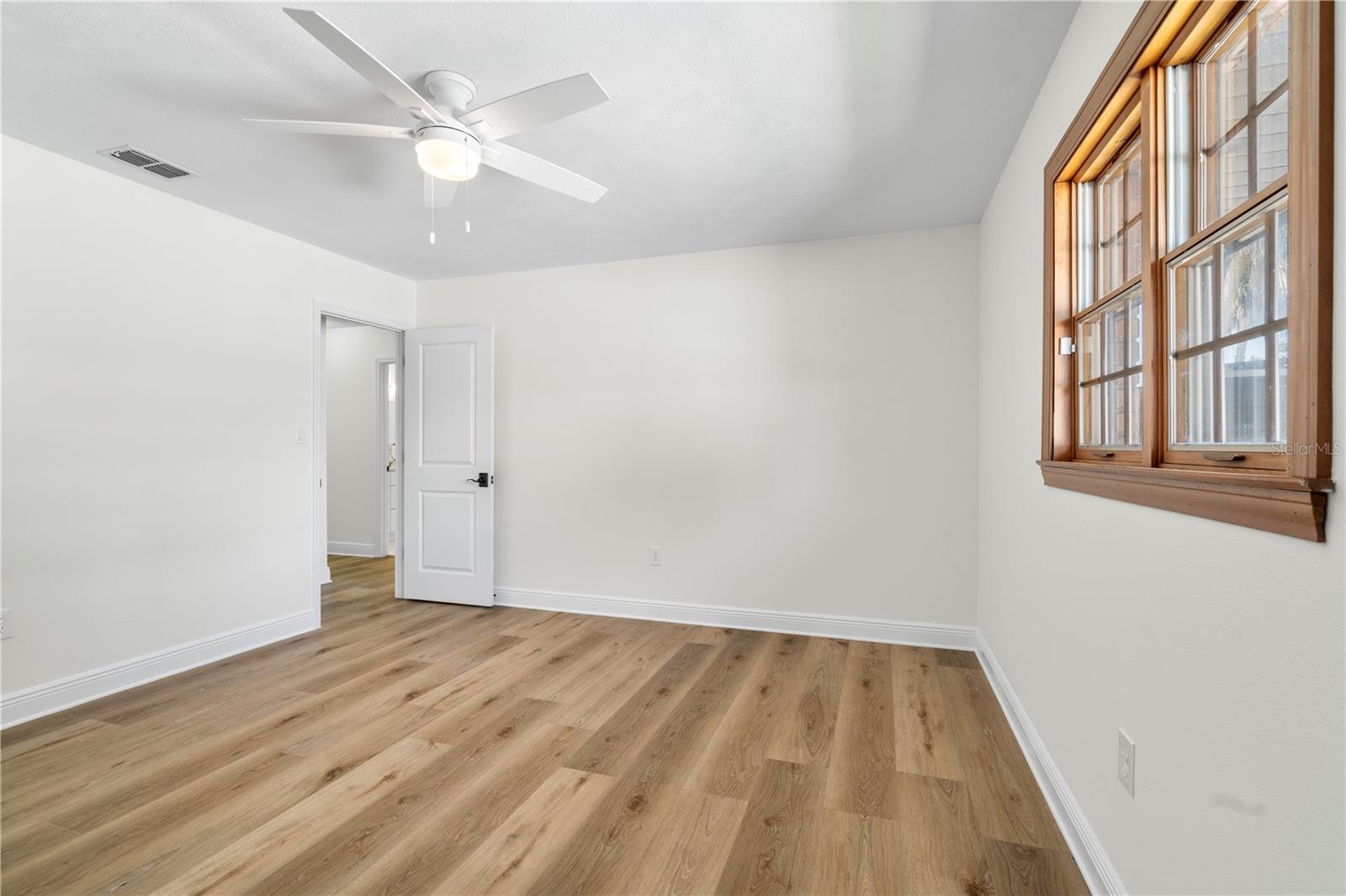 404 Dickman Dr Sw Property Photo 22