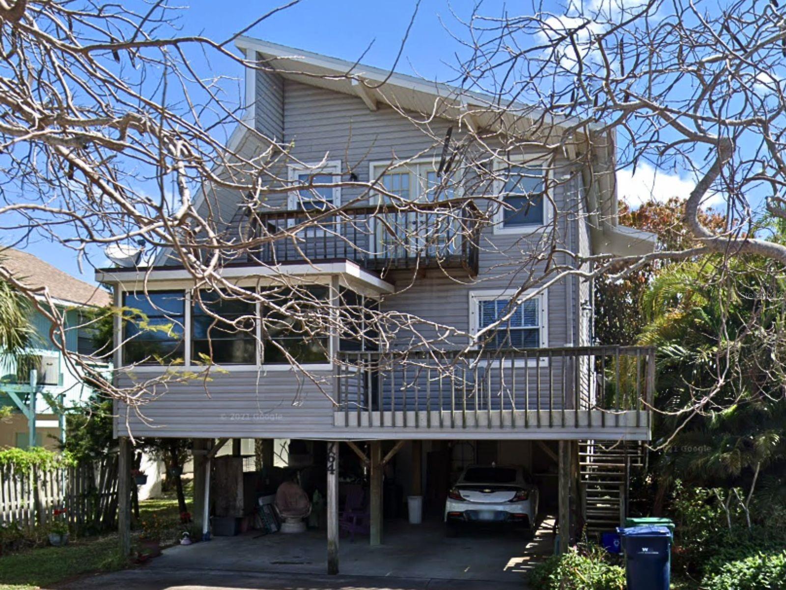 764 N SHORE DR