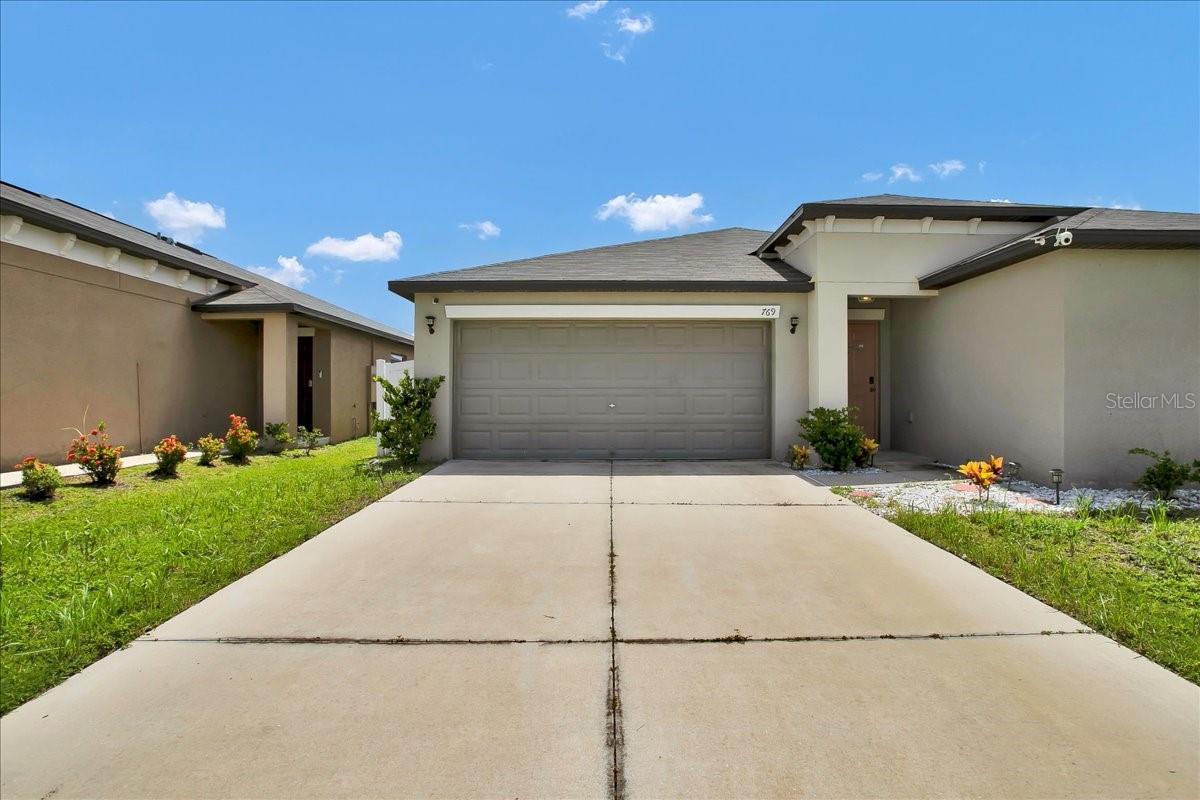 769 Calico Scallop St Property Photo 6