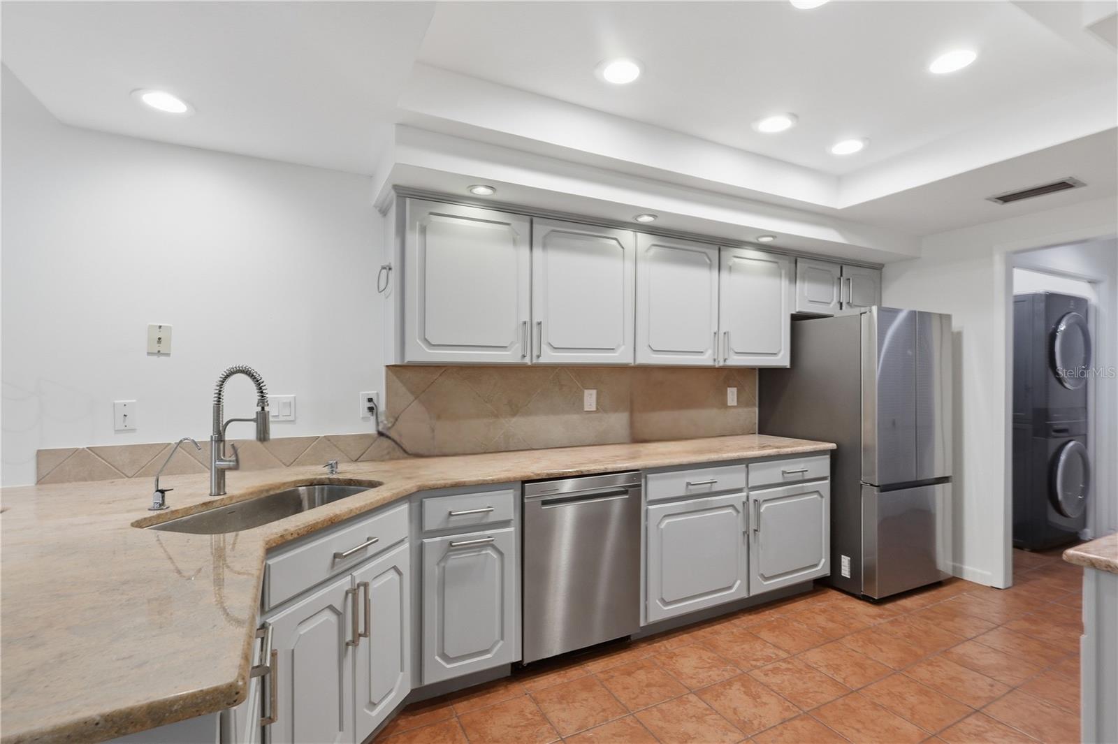 5355 Cobblestone Ct Property Photo 9