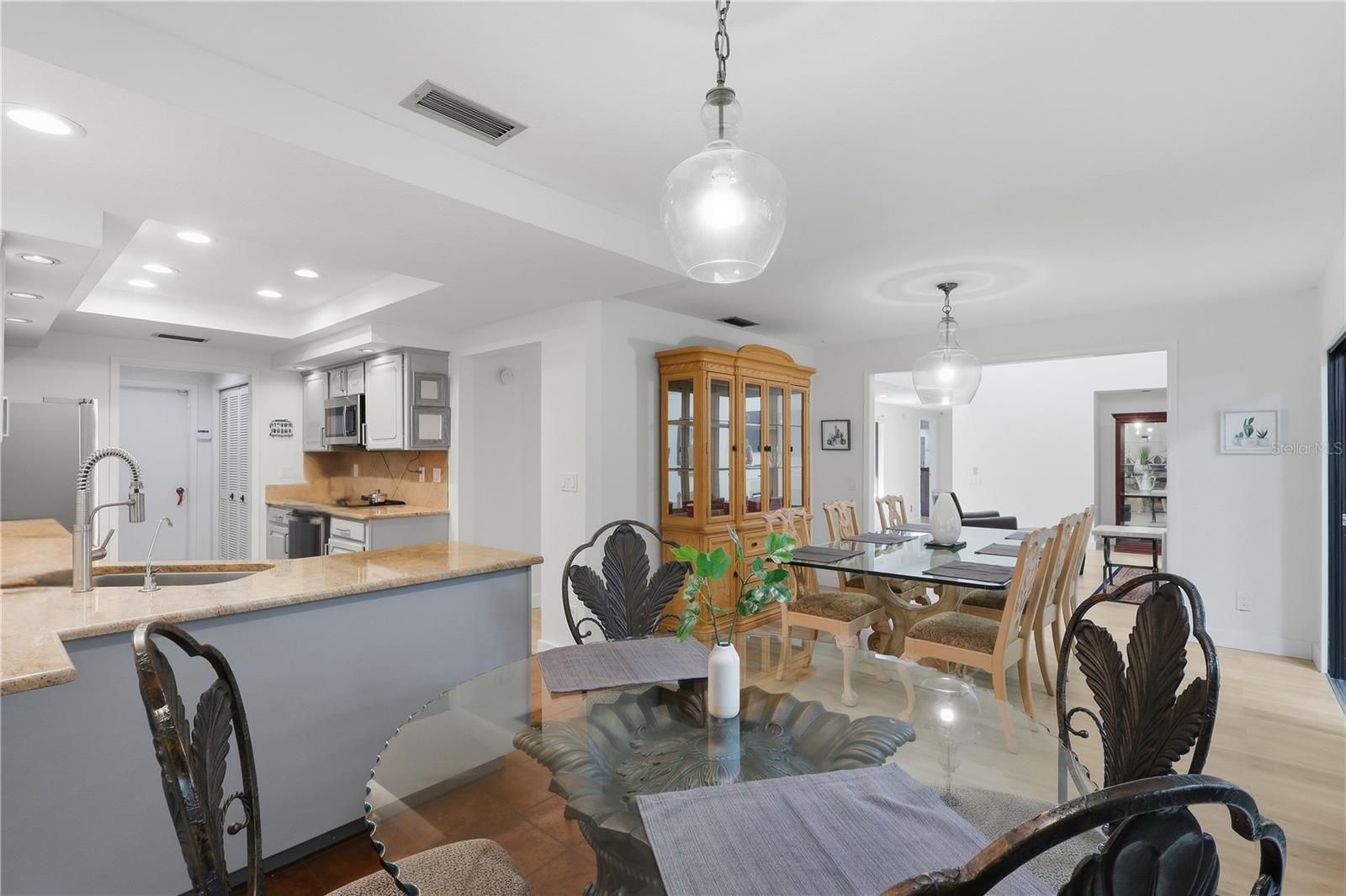 5355 Cobblestone Ct Property Photo 17
