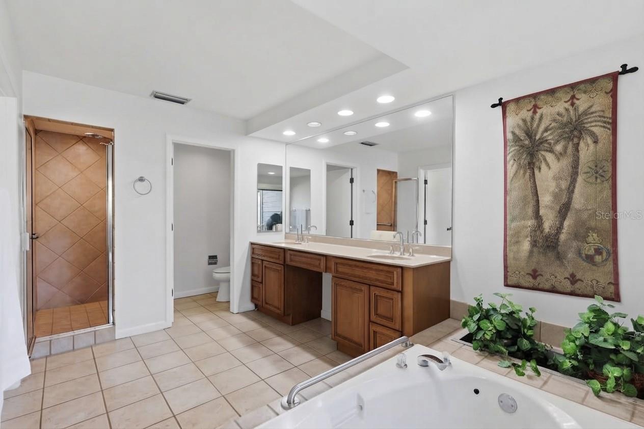 5355 Cobblestone Ct Property Photo 22
