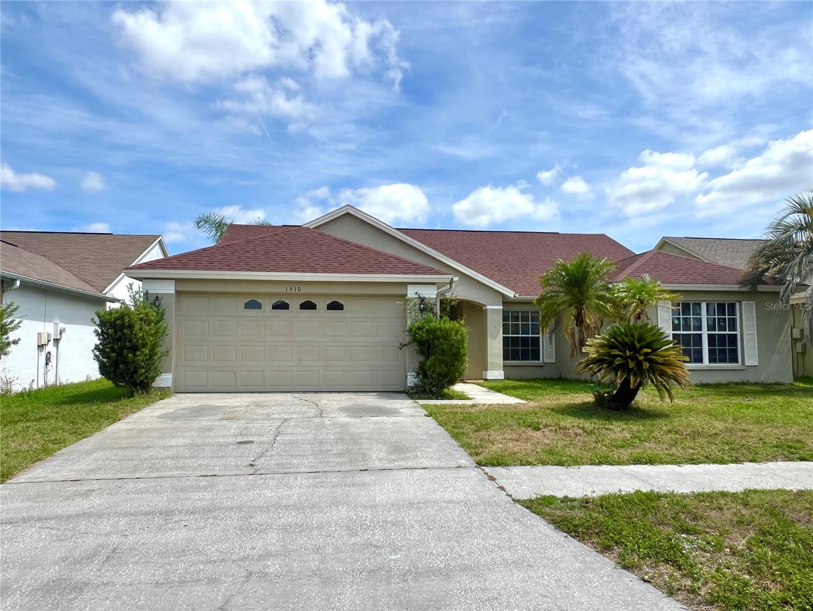 1310 Lakehurst Way Property Photo 1