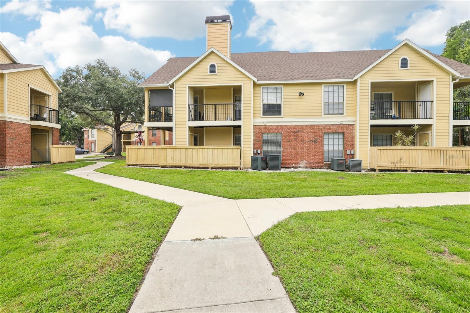 8724 Mallard Reserve Dr #101 Property Photo 1