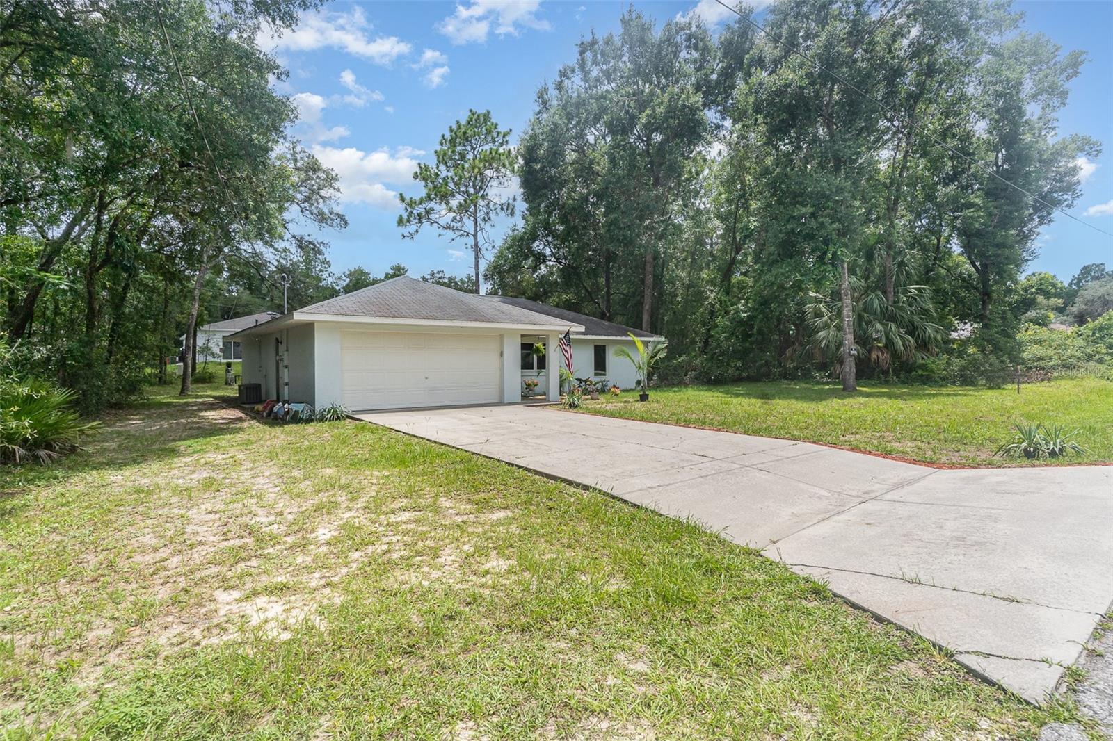 3618 E Maxwell Pl Property Photo 4