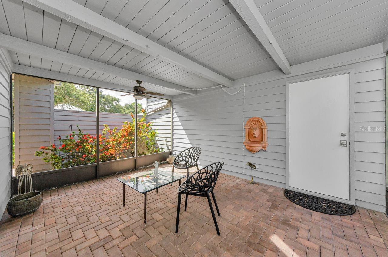 10479 Longwood Dr Property Photo 30